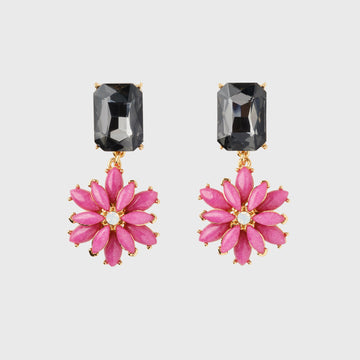 Graphic daisy earrings, pink