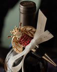 Sparkle bee wine stopper