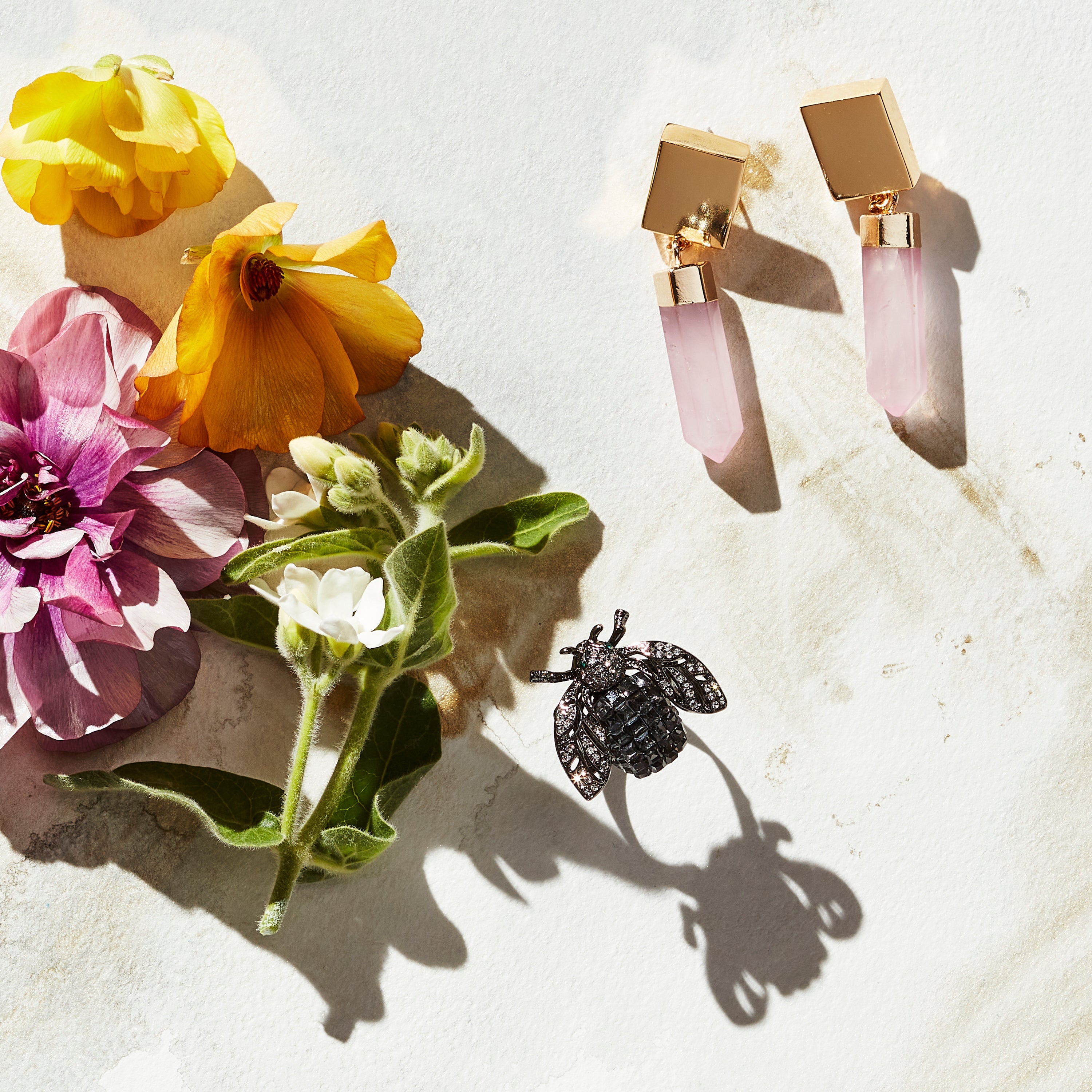 Sparkle bee cocktail ring, hematite