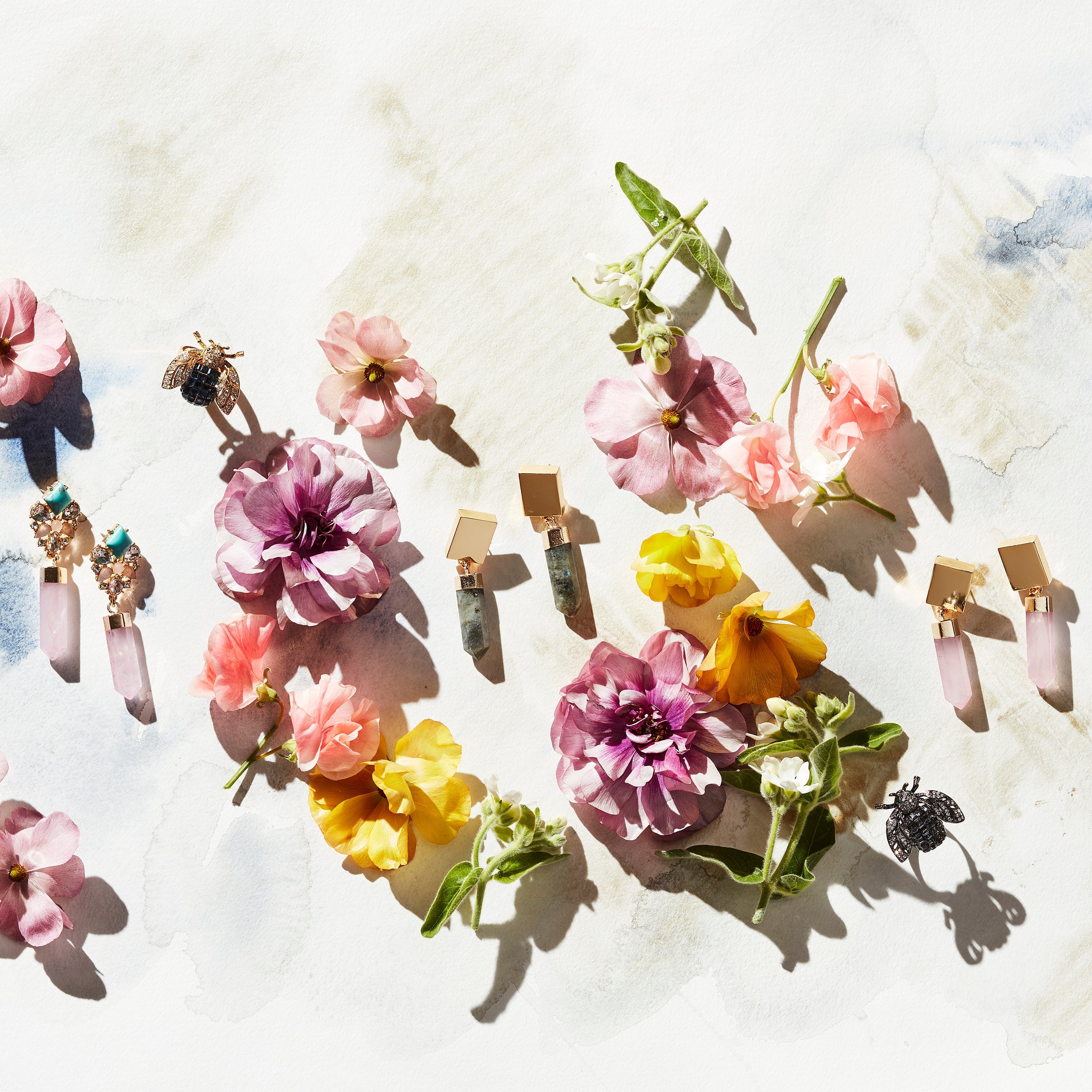 Sparkle bee cocktail ring, hematite