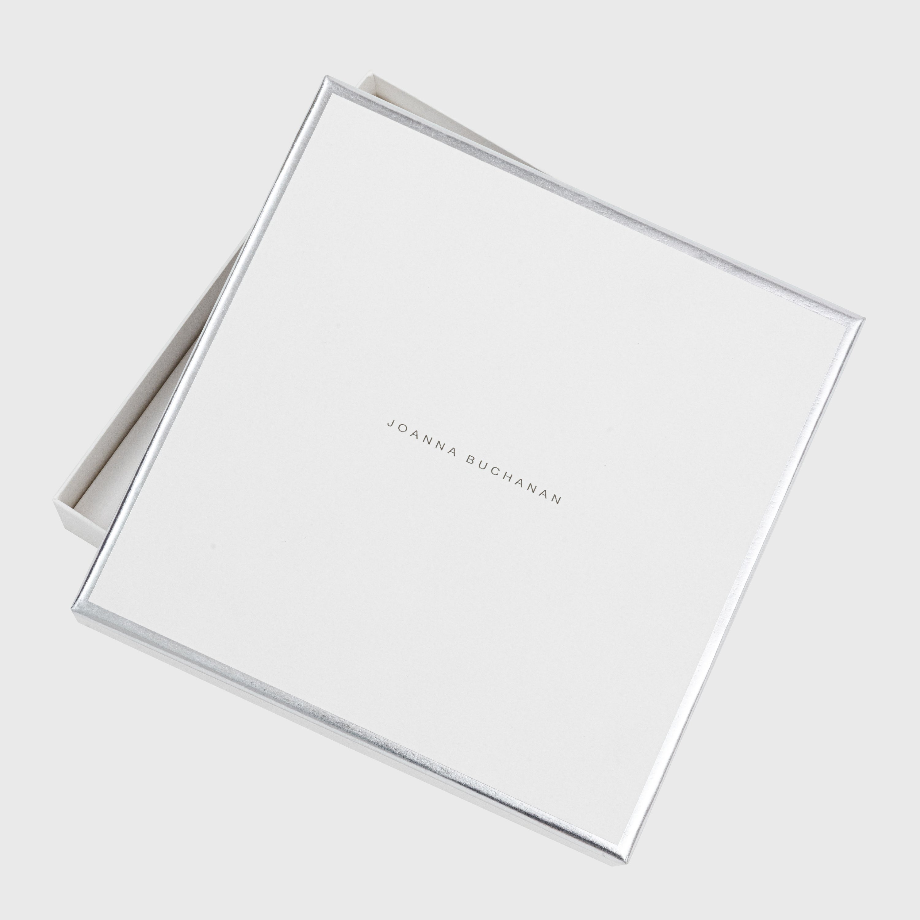 Classic bee hanging ornament boxed set, red and green