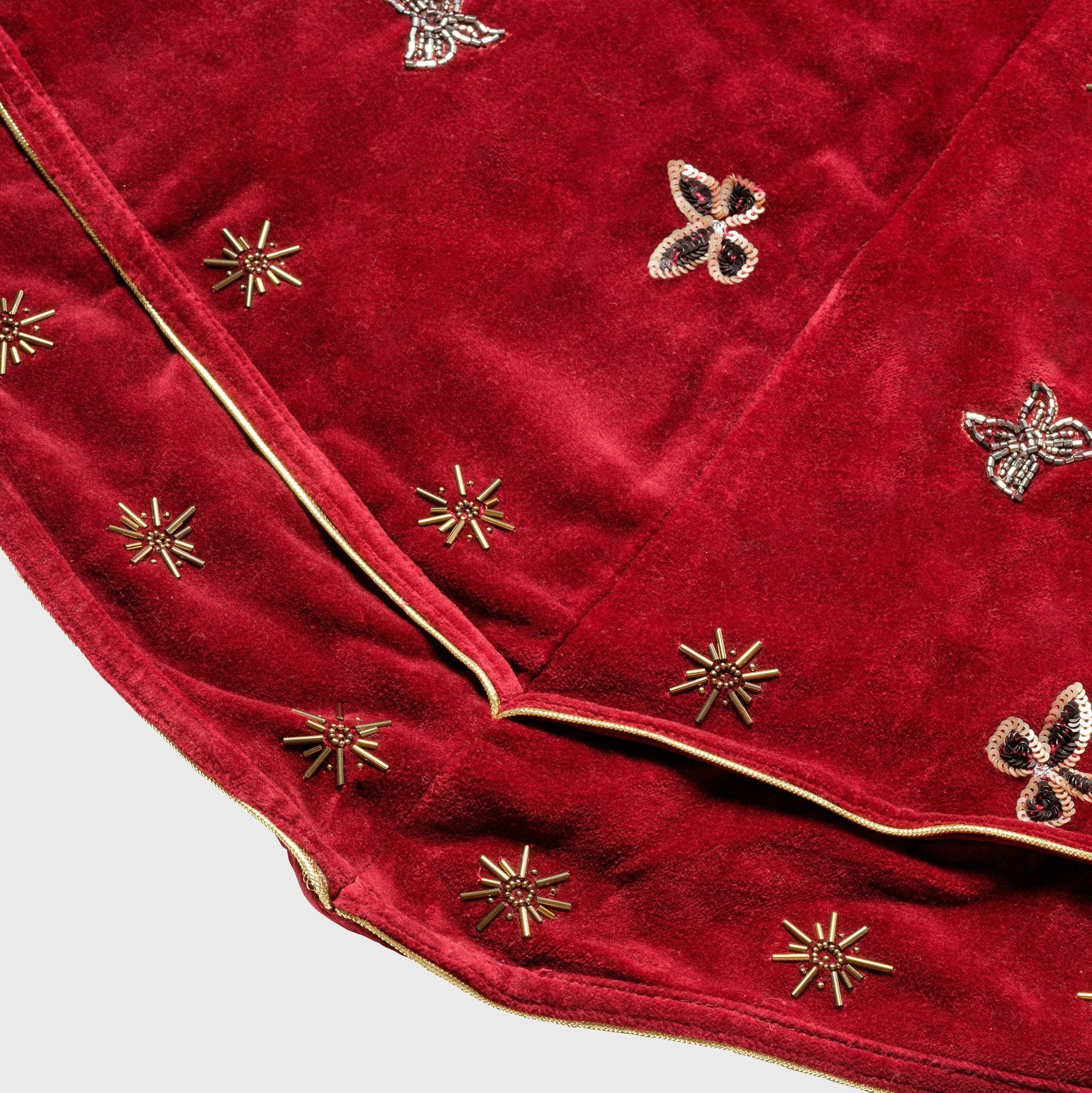 Bow tree skirt, red