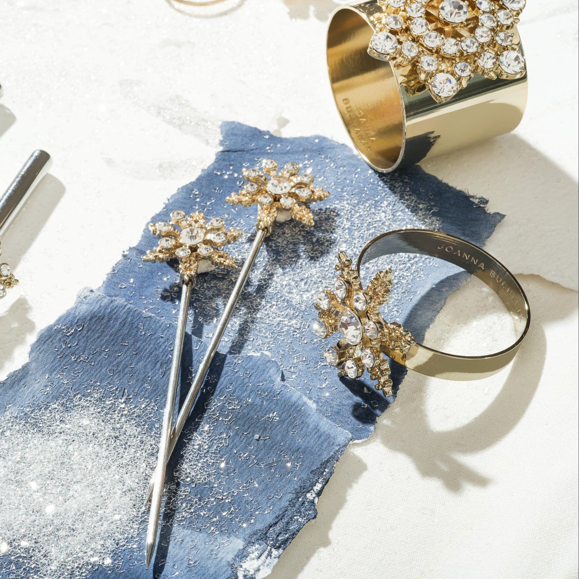Snowflake napkin rings, gold, set of two