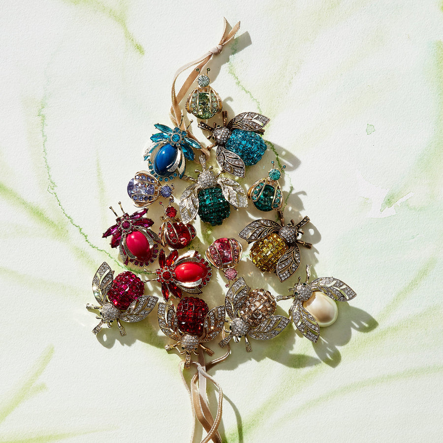 Sparkle bee hanging ornament, fuchsia