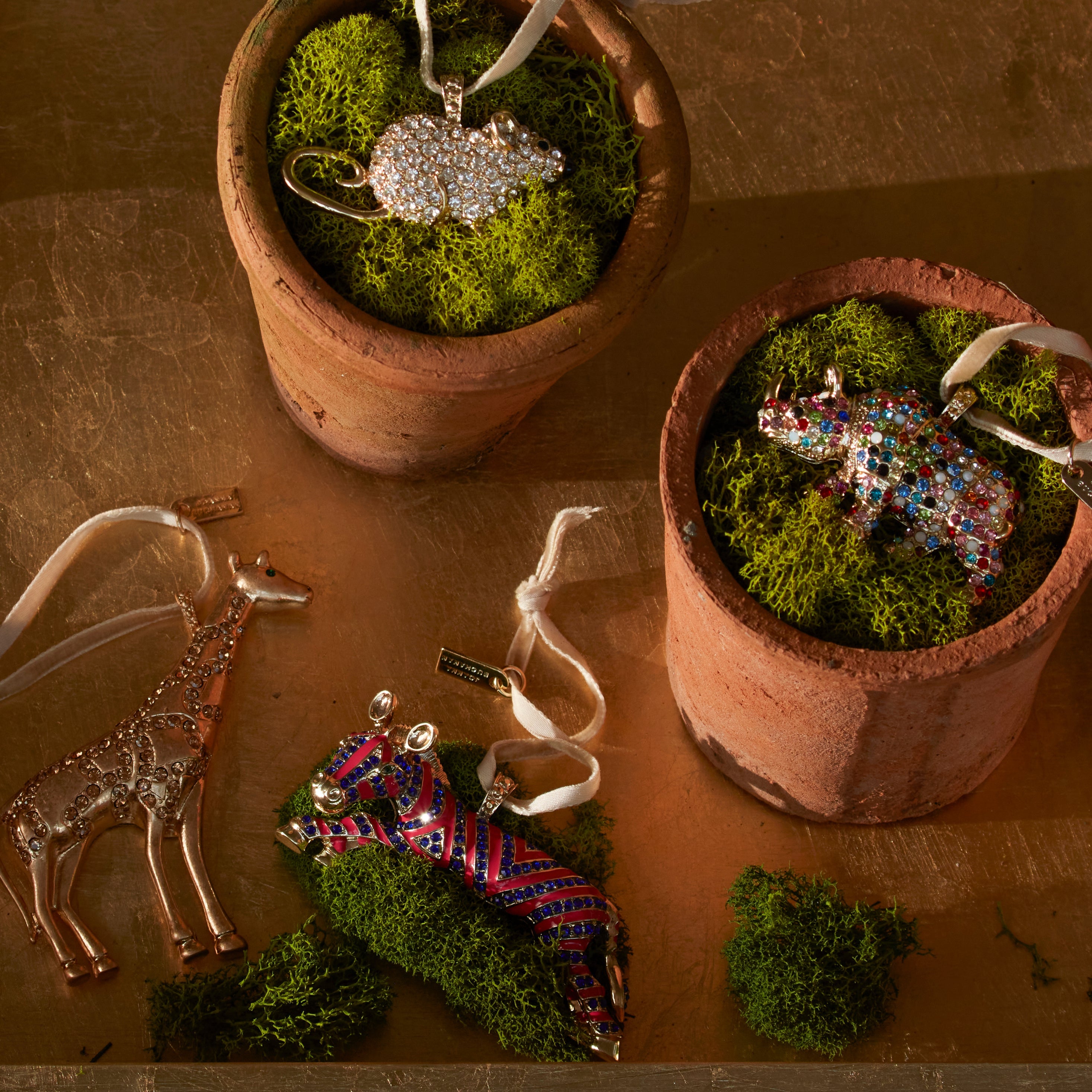 Fieldmouse hanging ornament