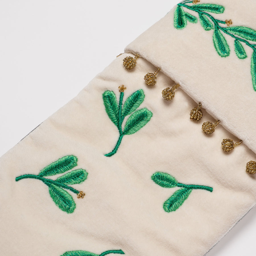 Mistletoe stocking, cream