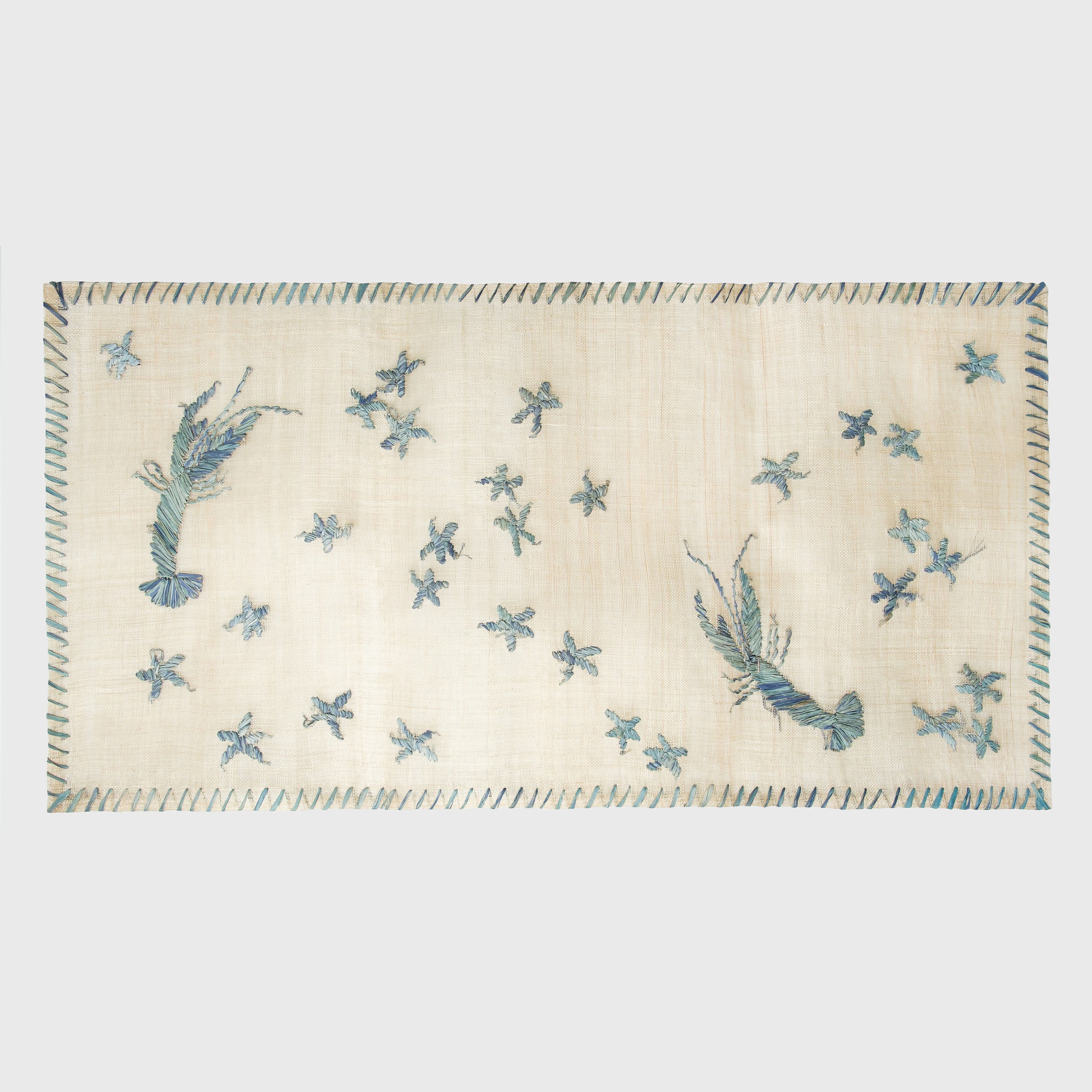 Straw lobster and star table runner