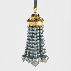 Hanging pearl tassel, grey