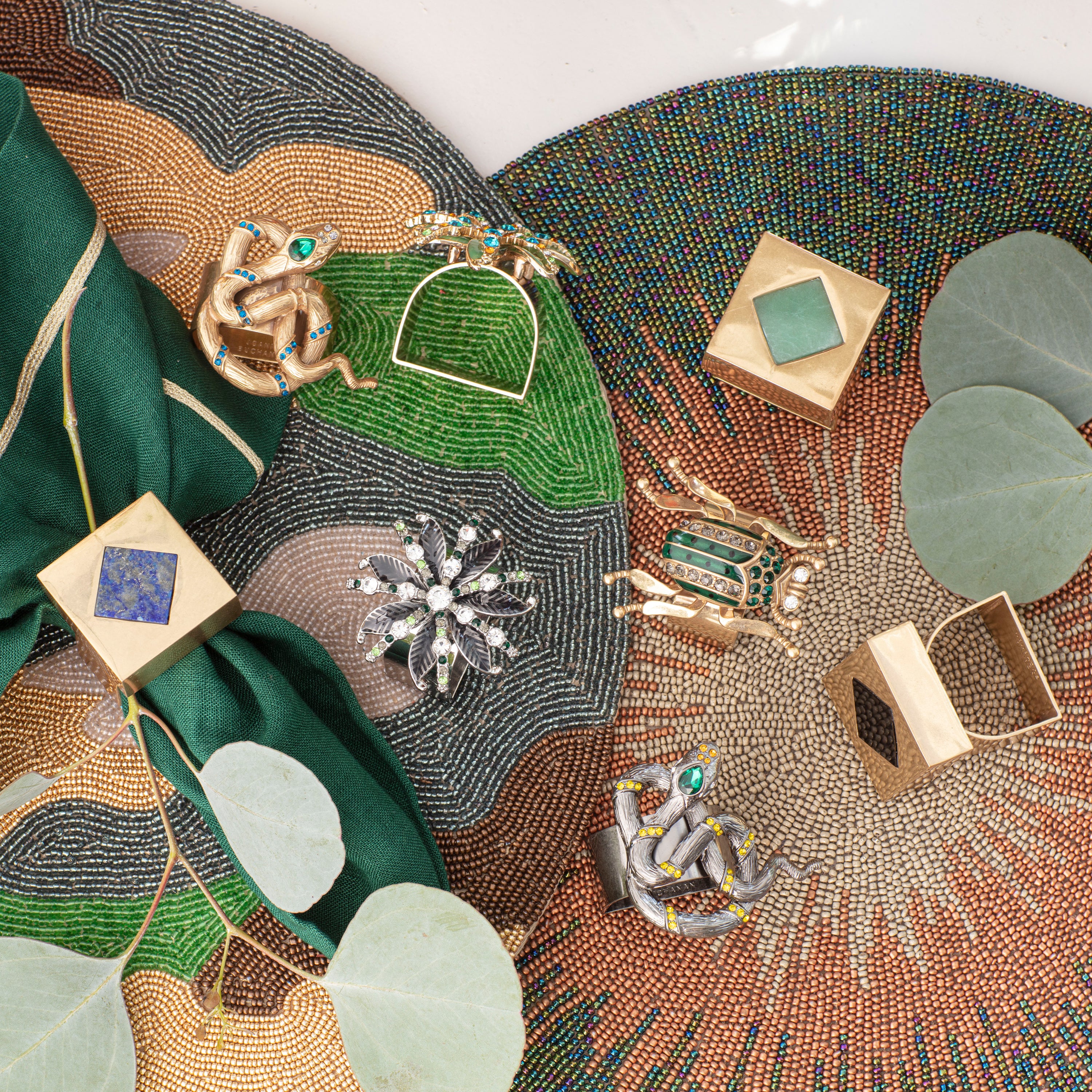 Deco cube napkin rings, hematite, set of four