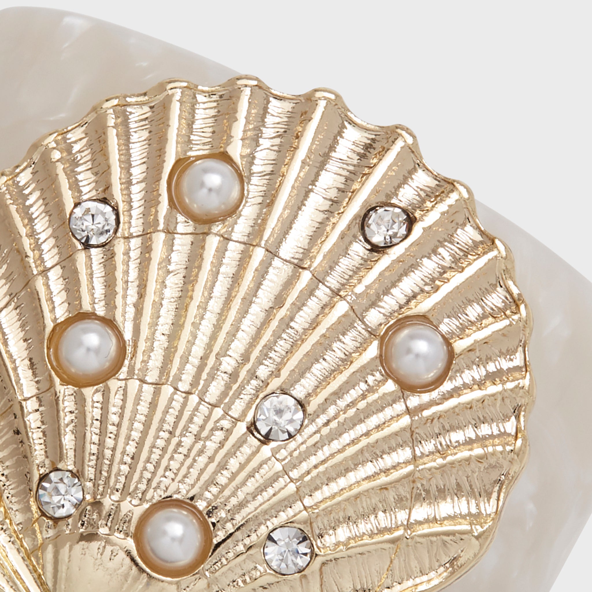 Shell Resin Napkin Rings [Pearly White] | Table Setting Decor – Joanna ...